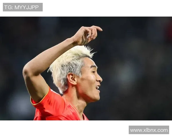 韦世豪精彩抽射远射助力球队逆转胜利展现超凡射术